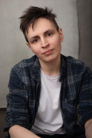 Headshot of Robbie Bellekom, Artist in Residence for Open Doors at the National Civil War Centre